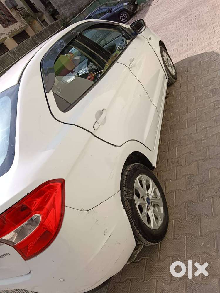 Well Maintained , 2016 Model ,petrol ,automatic .