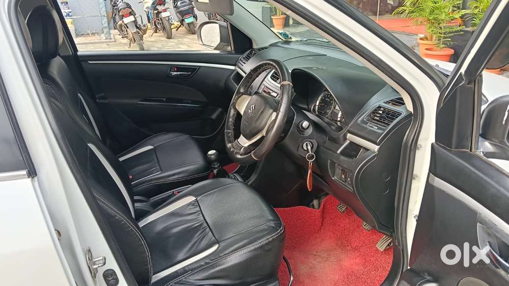 Maruti Suzuki Swift Vxi Abs Bsiv, 2017, Petrol