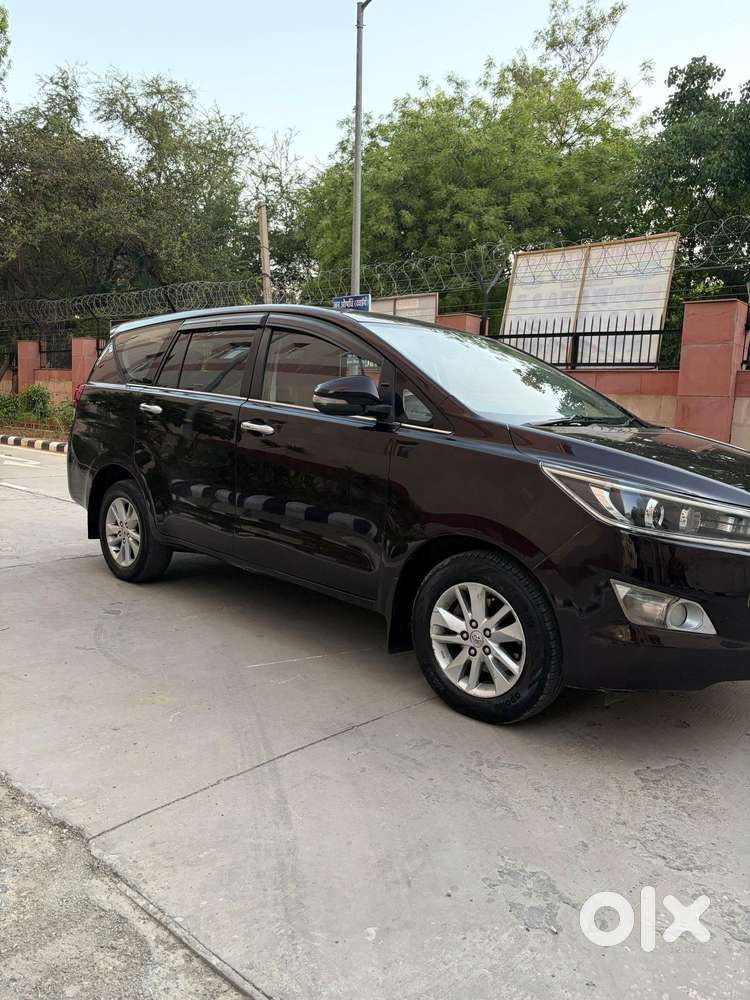 Toyota Innova Crysta 2.4 V 8 Str, 2018, Diesel