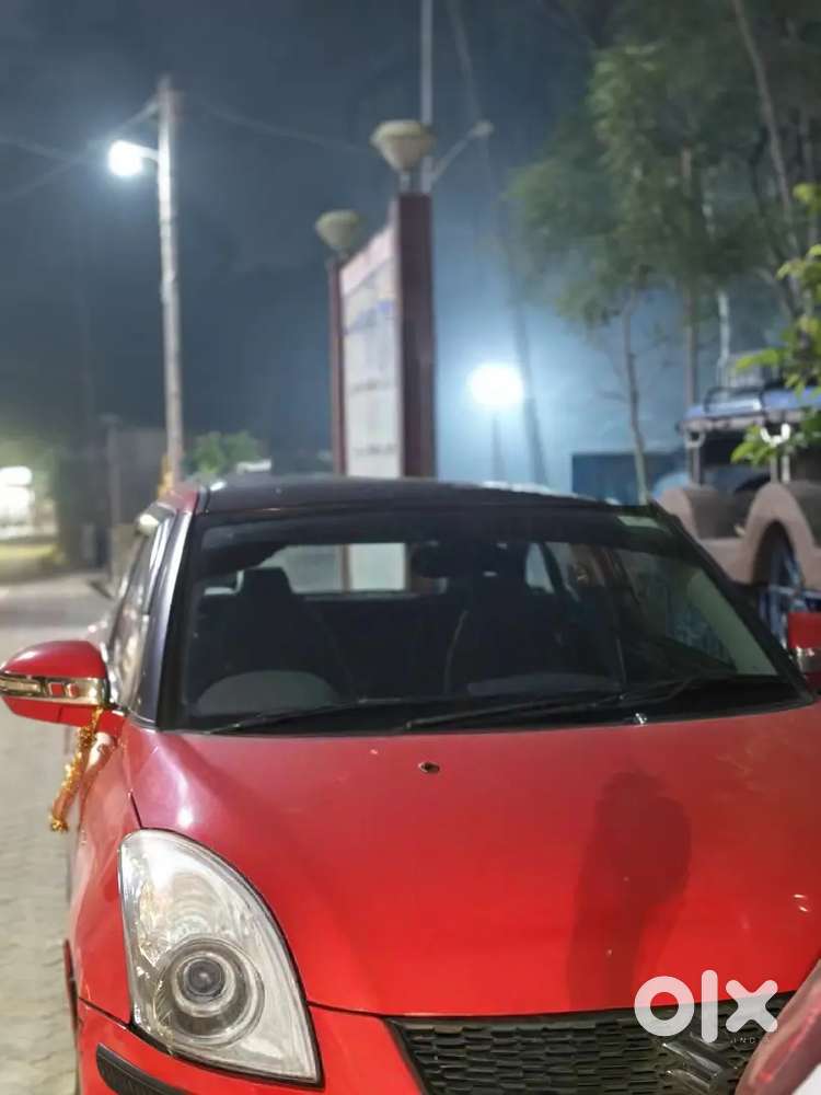 Maruti Suzuki Swift 2015 Diesel 80300 Km Driven