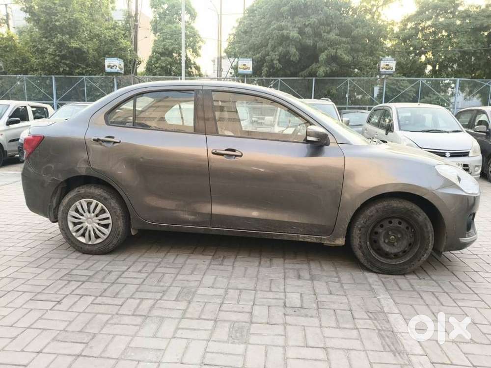 Maruti Suzuki Dzire 1.2 Vxi, 2017, Petrol