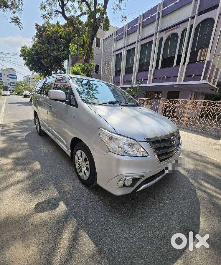 Toyota Innova 2.5 G (diesel) 7 Seater Bs Iv, 2014, Diesel