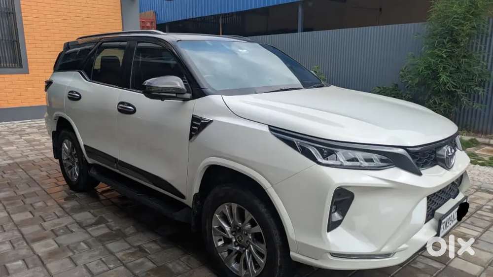 Toyota Fortuner 2022 Diesel 42000 Km Driven Automatic