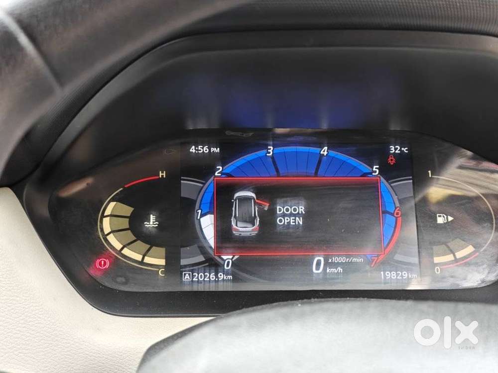 Nissan Magnite 1.0 Xv, 2023, Petrol