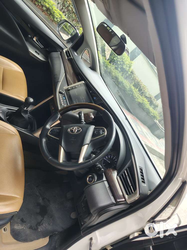 Toyota Innova Crysta [2020-ongoing] 2.4 Zx 7 Str, 2021, Diesel