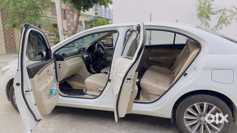 Maruti Suzuki Ciaz - Smart Hybrid - Doctor Owned