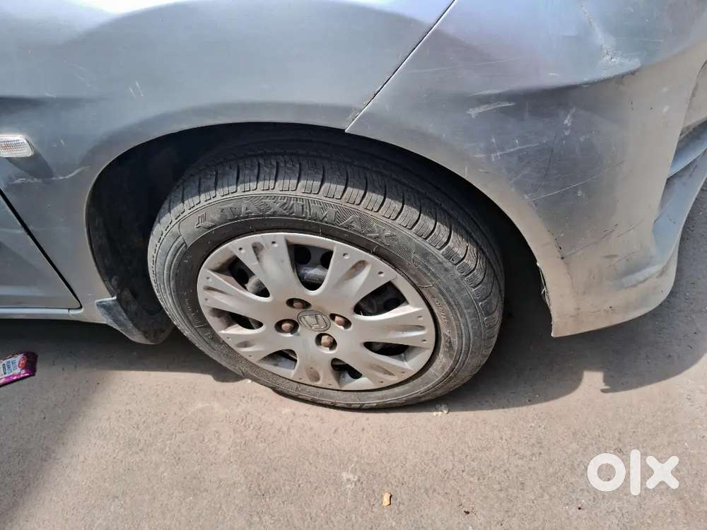 Honda Amaze 2014 Petrol Well Maintained