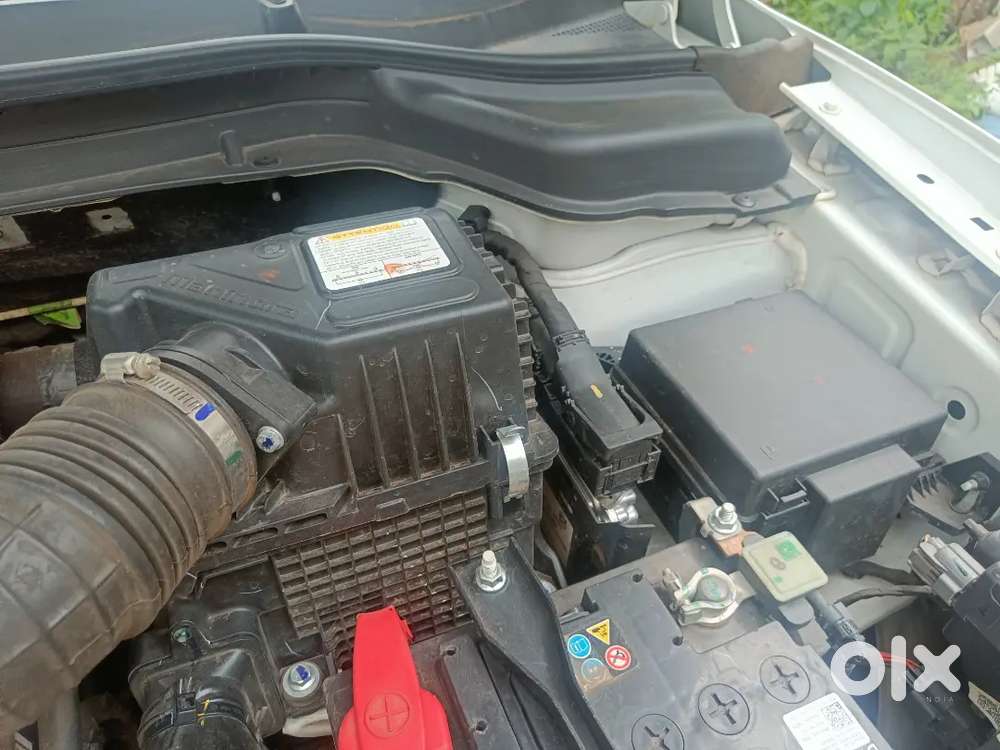 Mahindra 3xo Mx1 2024 Petrol Well Maintained