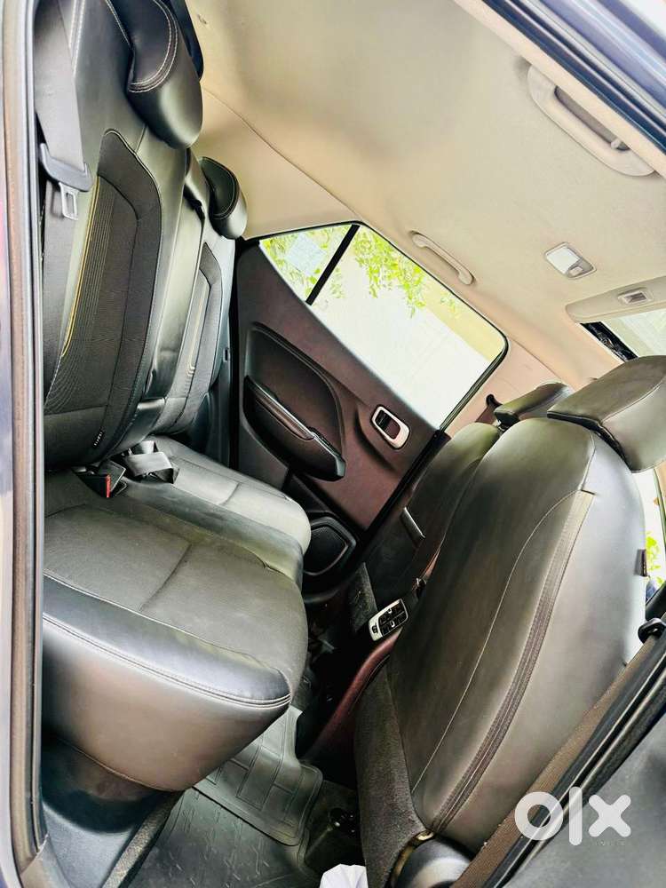 Hyundai Venue Sx (o) Mt 1.5 Diesel, 2019, Diesel