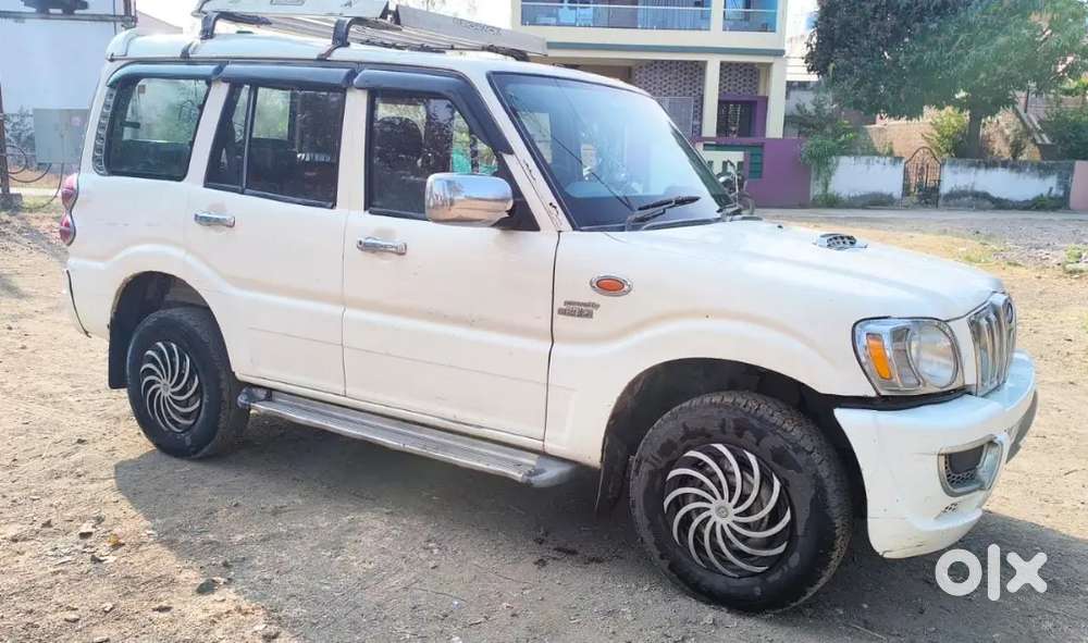 Mahindra Scorpio 2013