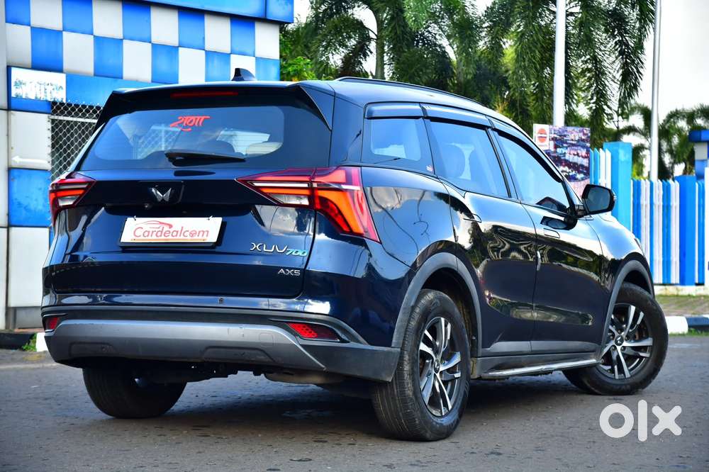 Mahindra Xuv700 Ax 5 Petrol Mt 7 Str (e), 2022, Petrol