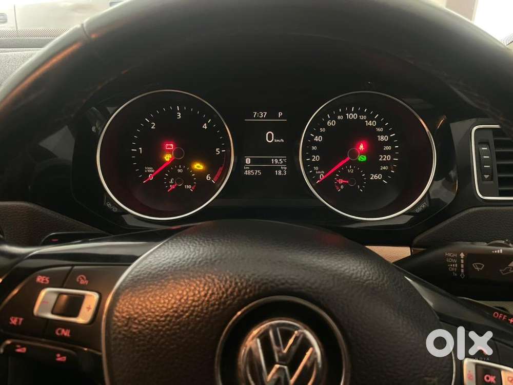 Volkswagen Jetta  Highline   Diesel  Automatic  2015
