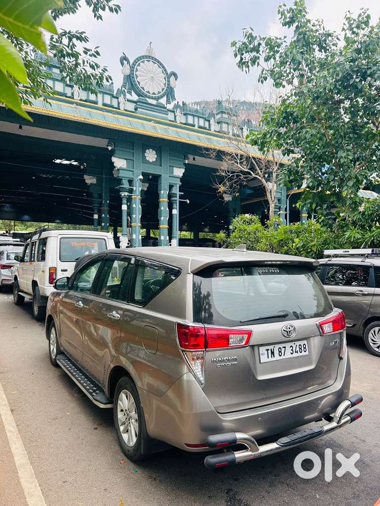 Toyota Innova Crysta Fully Company Recorded Vehicle
