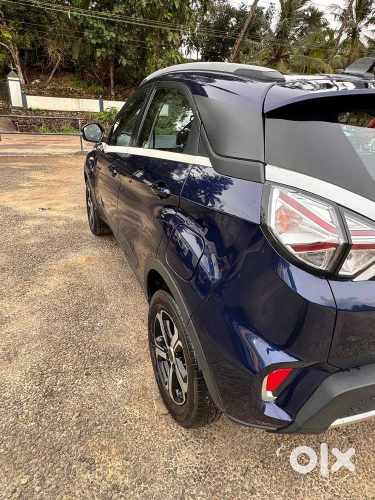 Tata Nexon Amt Xza Plus, 2022, Petrol