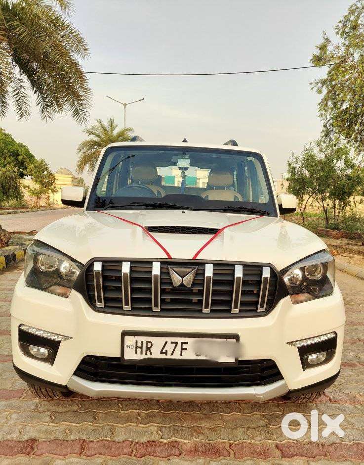 Mahindra Scorpio Classic 2.2 S 11 Mt 7 Cc, 2023