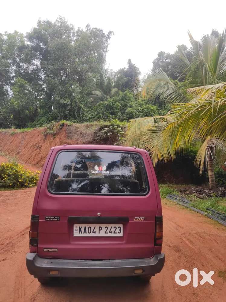 Maruti Suzuki Omni 1999 : Red  Well Maintained