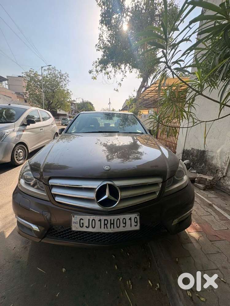 Mercedes-benz C-class 2014 Diesel 12600 Km Driven