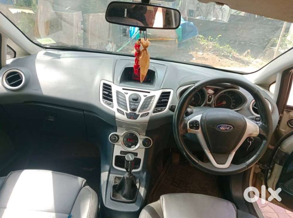 Ford Fiesta Petrol Style, 2012, Cng & Hybrids