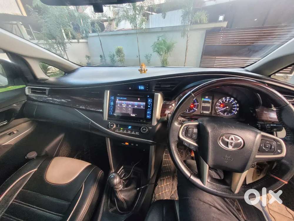 Toyota Innova Crysta 2019