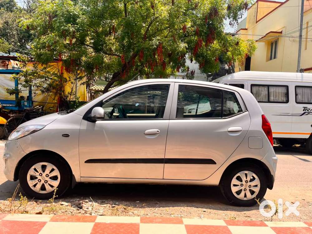 Hyundai I10 2011 Petrol Well Maintained
