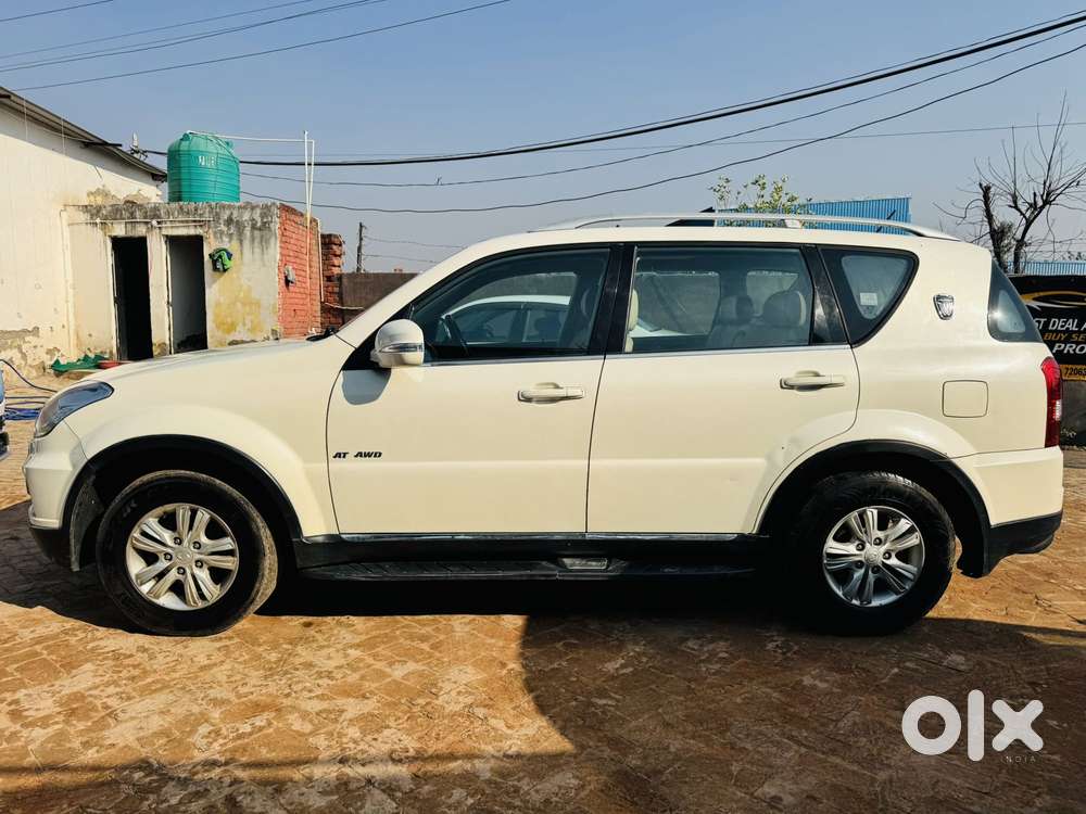 Mahindra Ssangyong Rexton Rx7, 2015, Diesel