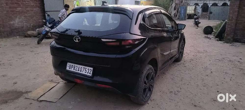 Tata Altroz 2023 Petrol 69000 Km Driven ,