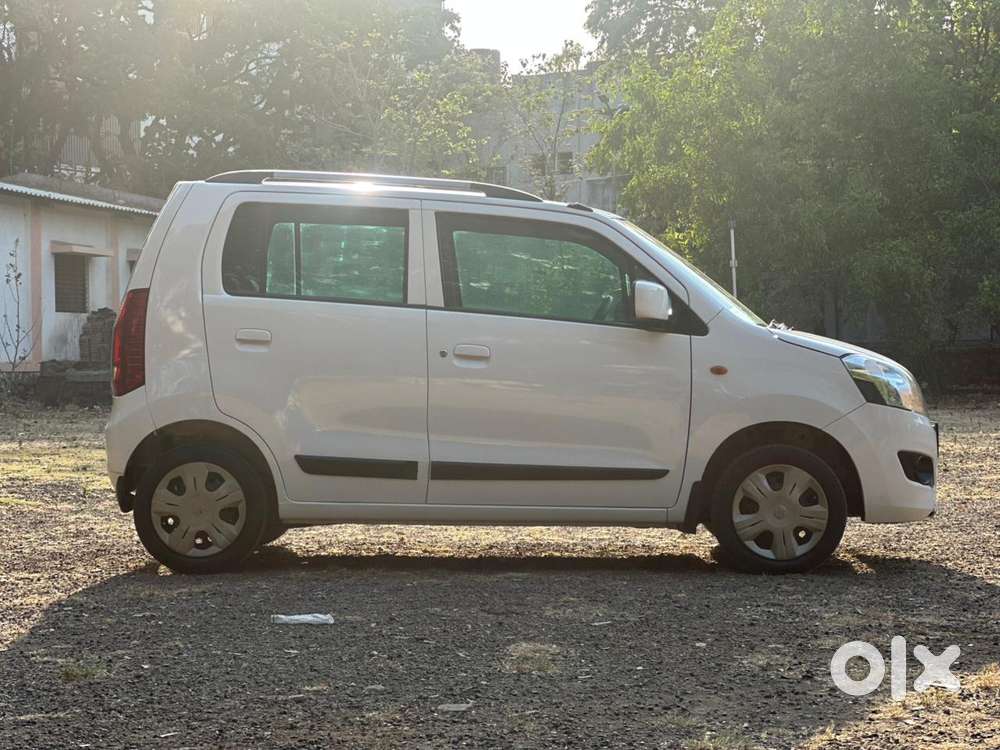 Maruti Suzuki Wagon R Vxi Amt Opt, 2016, Petrol