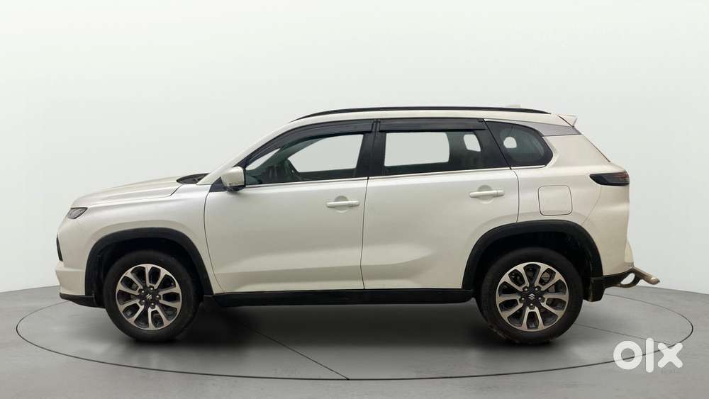 Maruti Suzuki Grand Vitara 1.5 Alpha Smart Hybrid At, 2023, Petrol