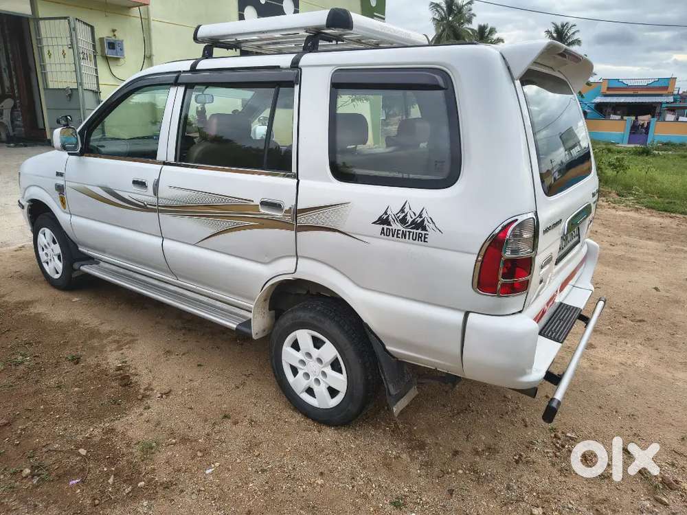 Chevrolet Tavera Neo 2017 variant LS B3
