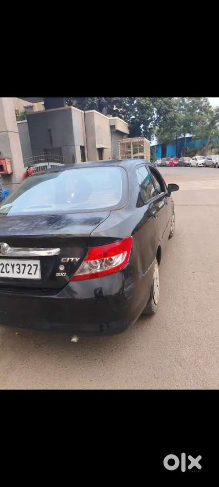 Honda City Zx Petrol 2005