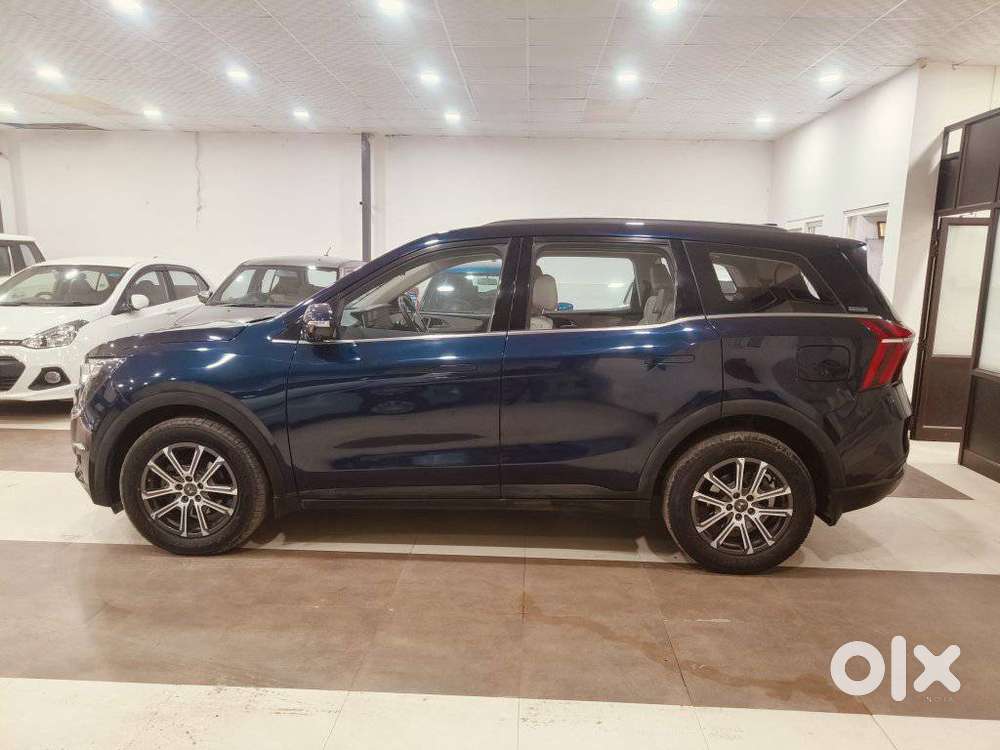 Mahindra Xuv700 2.2 Ax 7 Diesel At Luxury Pack Str Awd, 2022, Diesel