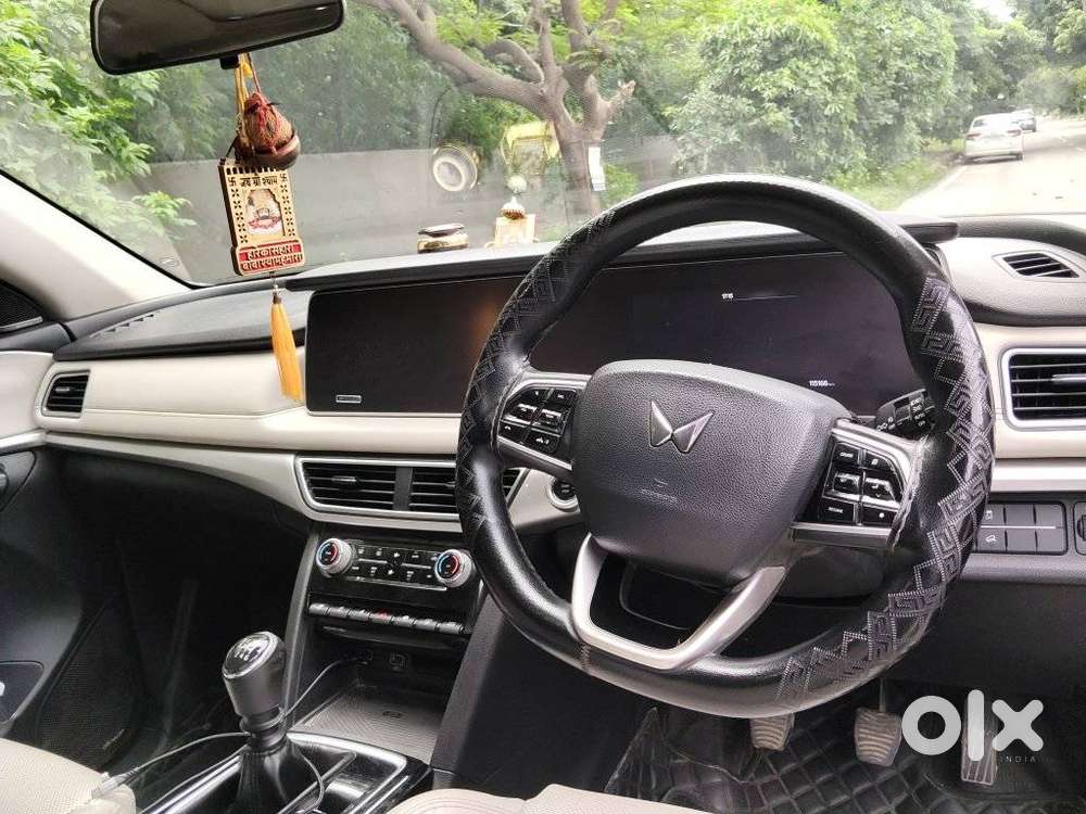 Mahindra Xuv700 Ax7 Luxury Pack Awd, 2022, Diesel
