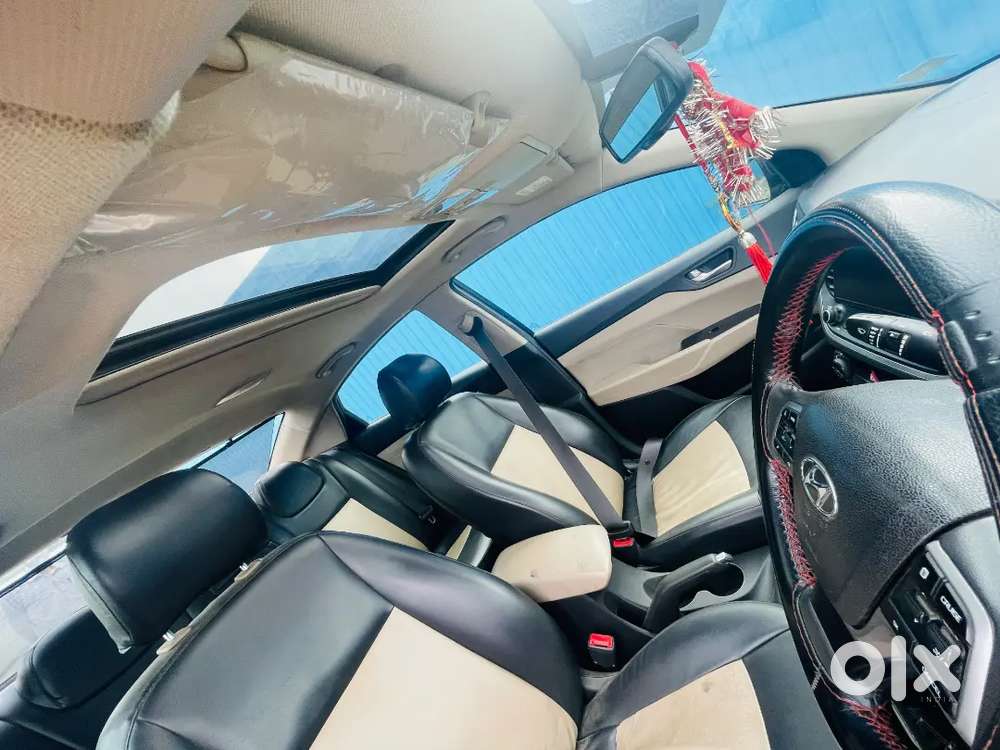 Hyundai Verna Sunroof Diesel Sx Crdi Mt 2021