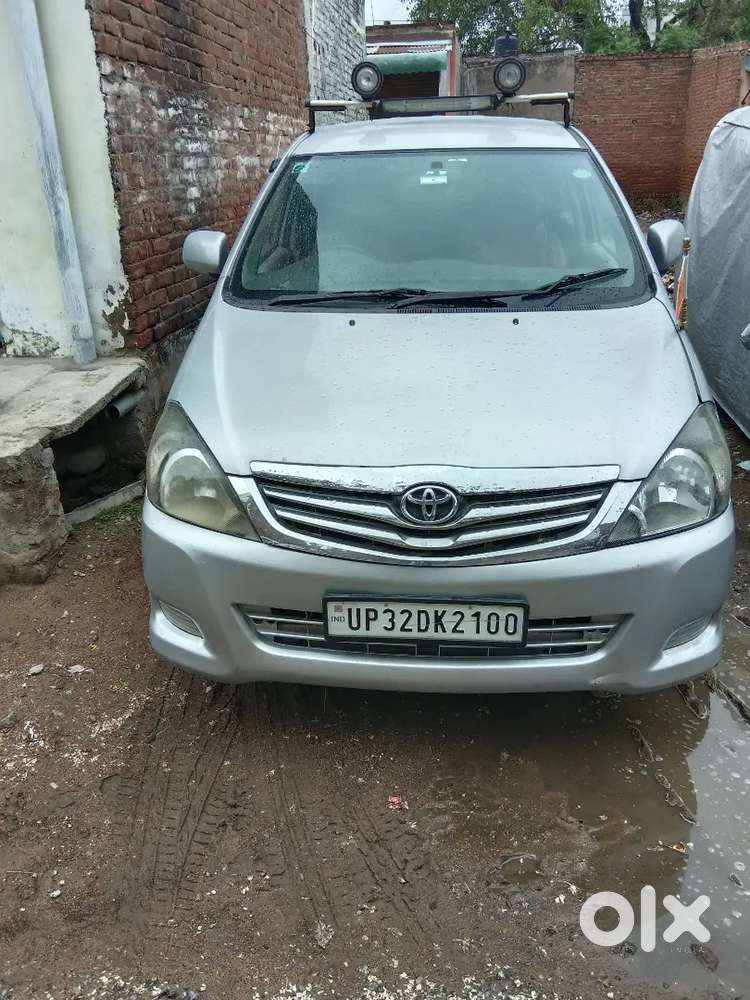 Toyota Innova 2010 Diesel Well Maintained