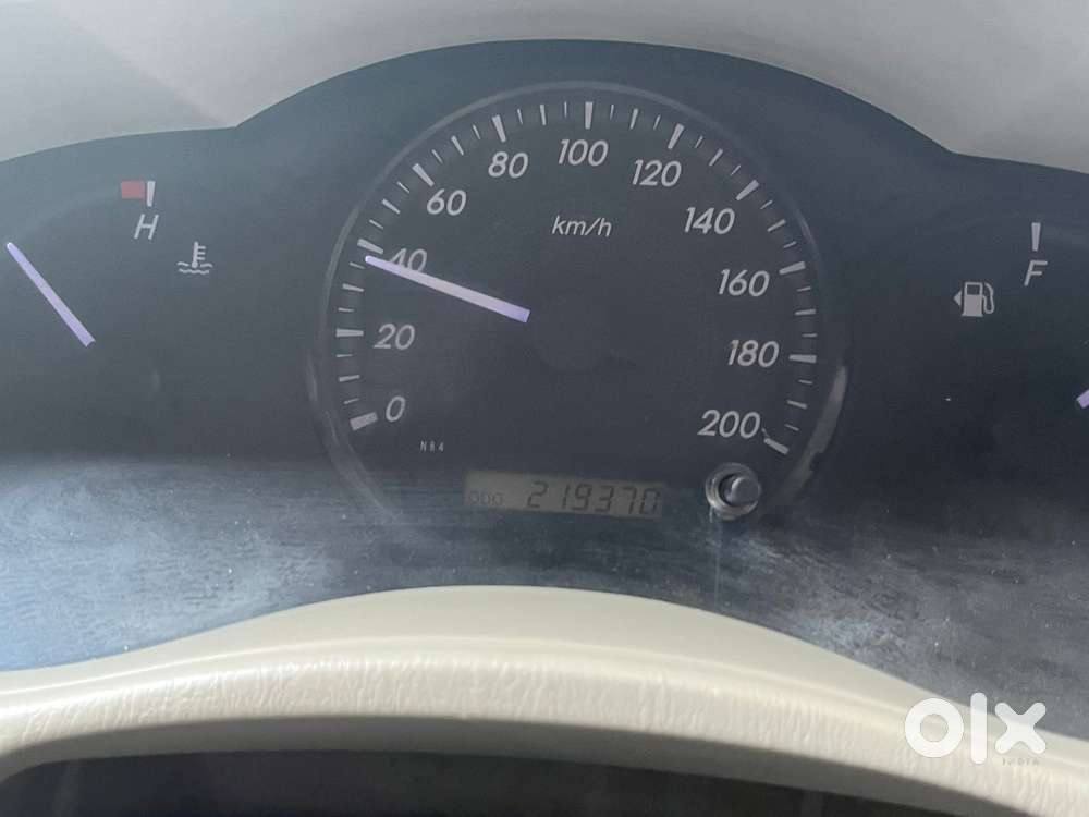 Toyota Innova 2.5 G (diesel) 8 Seater, 2014, Diesel