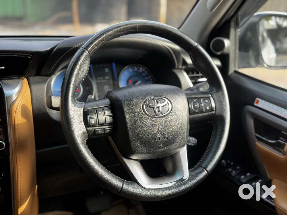 Toyota Fortuner [2021-ongoing] 2.8 2wd Diesel At, 2022, Diesel