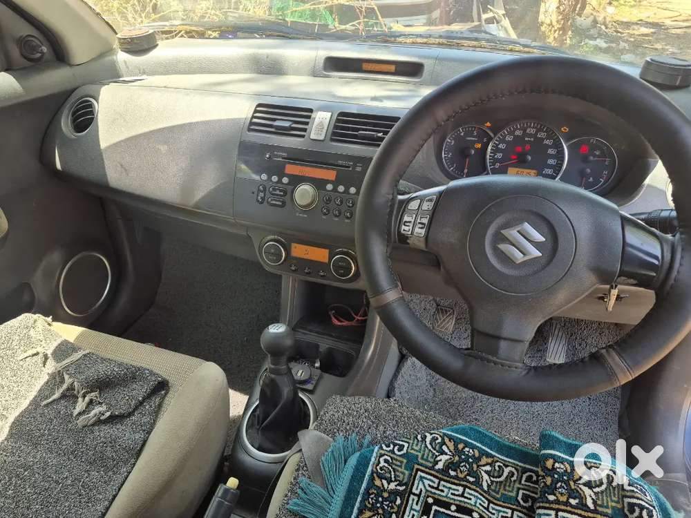 Maruti Suzuki Dzire 2010.zdi