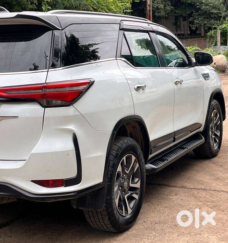 Toyota Fortuner Legender 4x4 At 2.8, 2024, Diesel