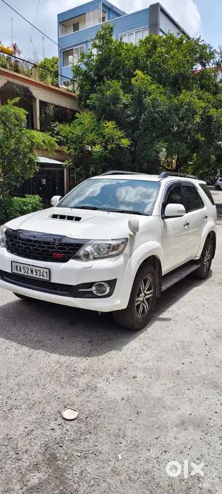 Toyota Fortuner 3.0 2014