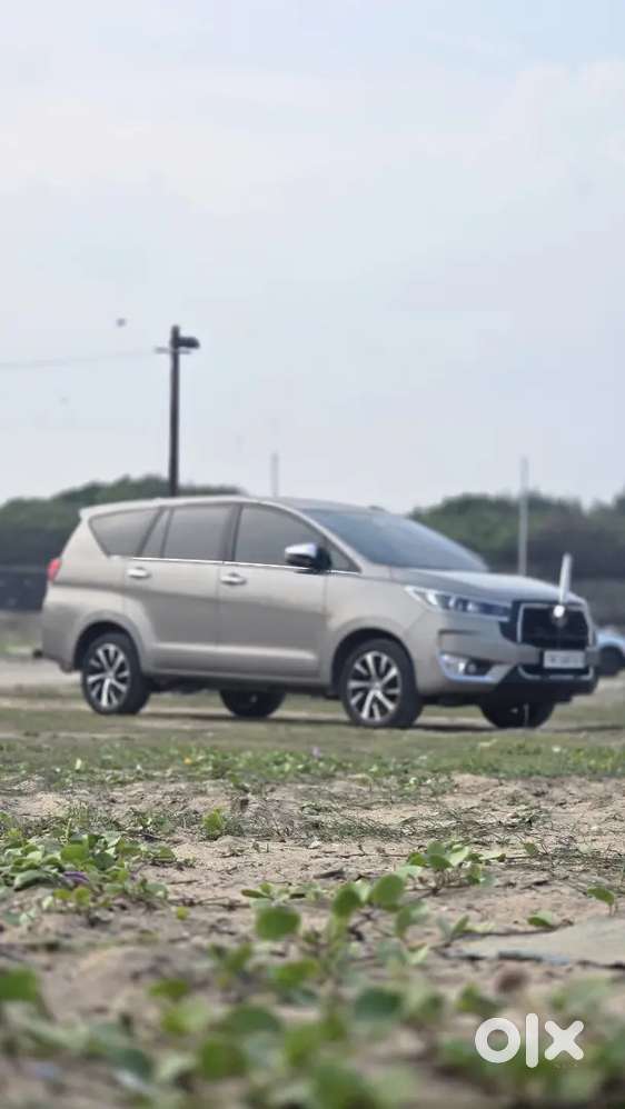 Toyota Innova Crysta 2023 Diesel 20000 Km Driven