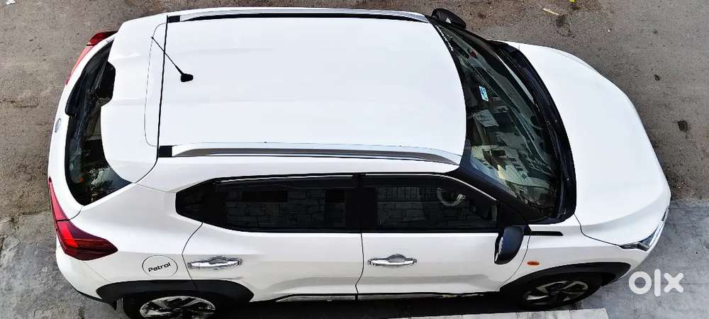 Nissan Magnite 2023 Cng & Hybrids 100000 Km Driven