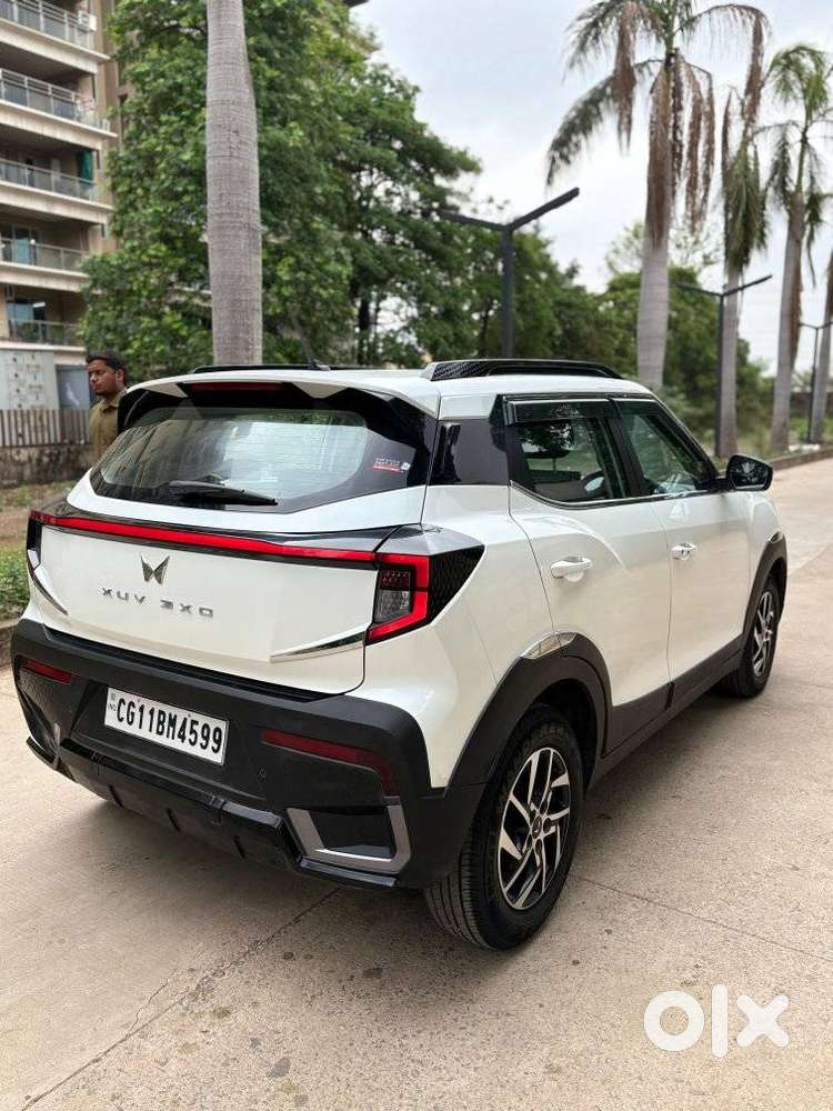 Mahindra Xuv 3xo Ax5 Ds Mt, 2024, Diesel