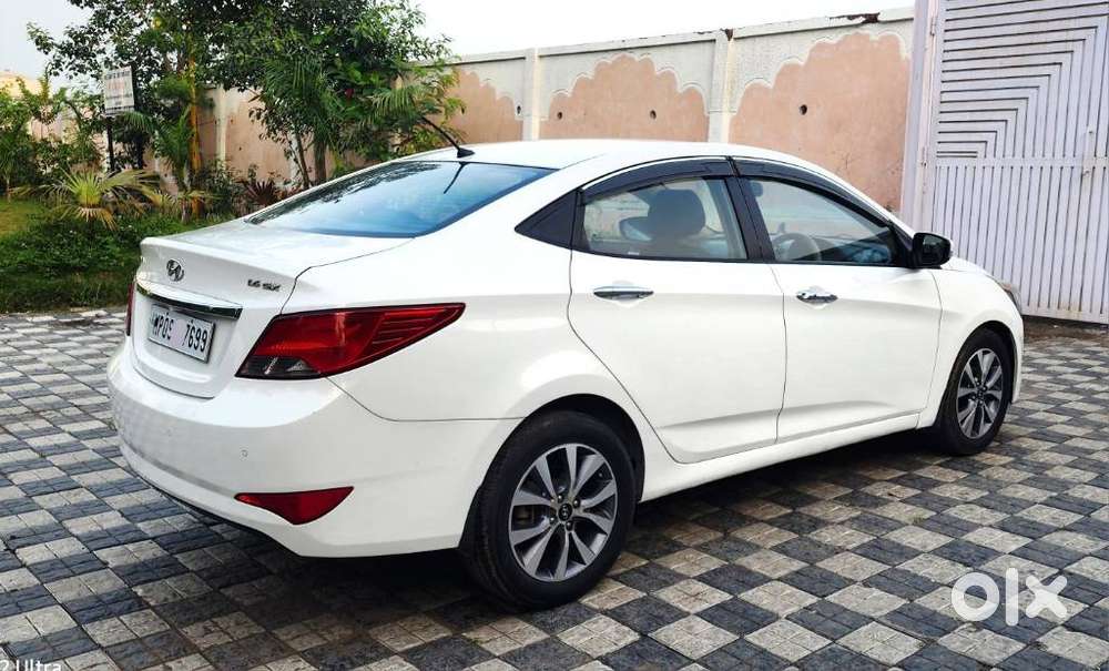 Hyundai Verna 2016-2017 1.6 Crdi At Sx Option, 2015, Diesel