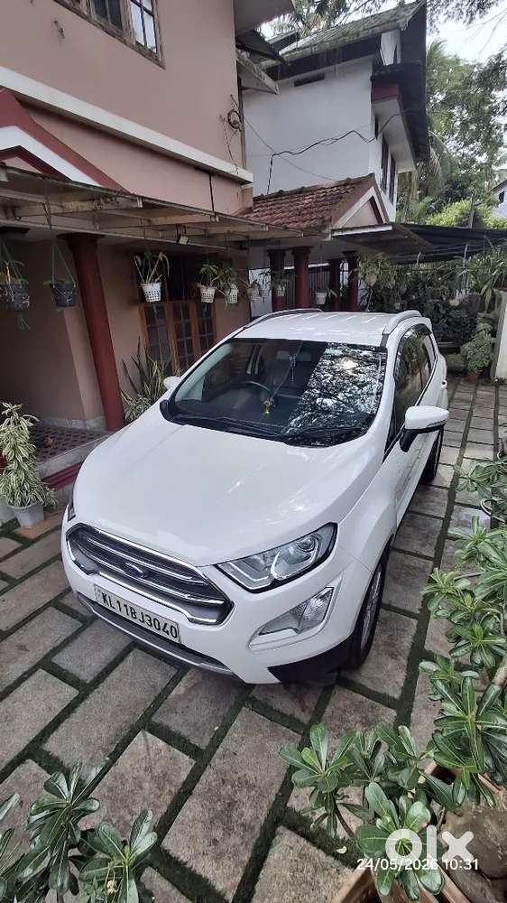 Ecosport Petrol  41810 Km  Rs. 625000/-