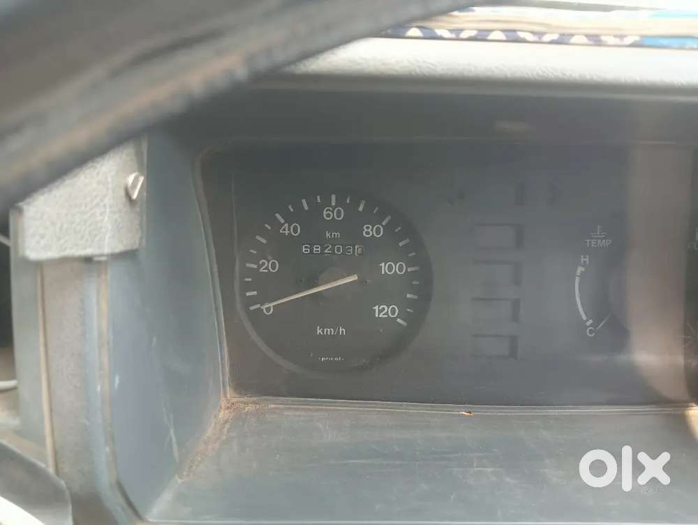 Maruti Suzuki Omni 2004 Petrol 70000 Km Driven