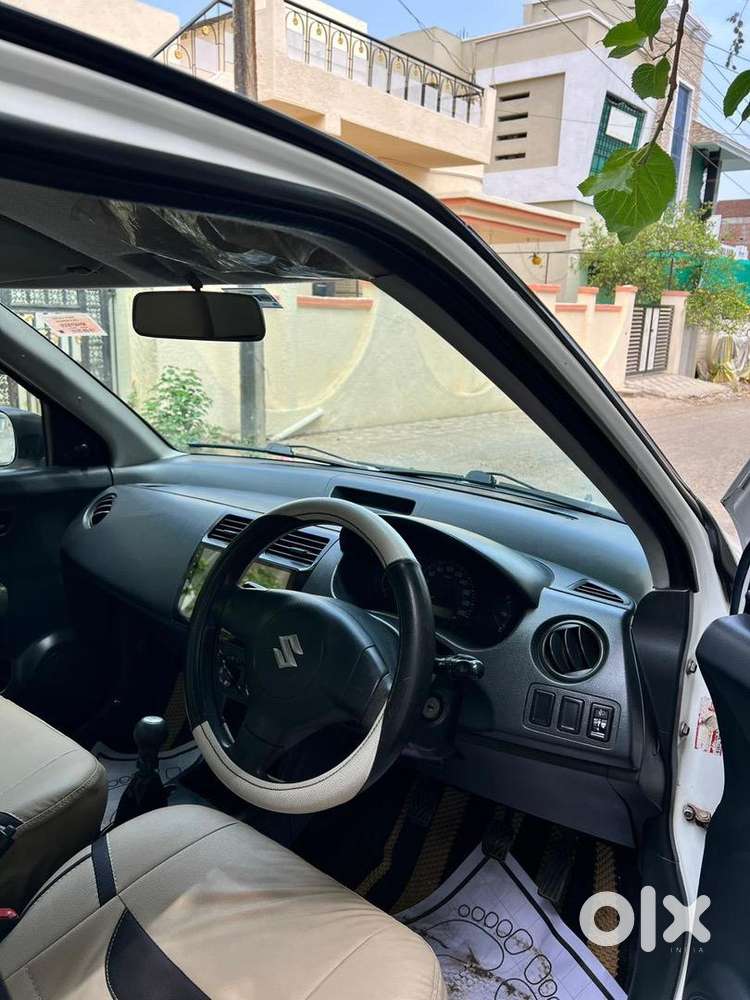 Maruti Suzuki Swift Dzire 2015 Diesel 79000 Km Driven