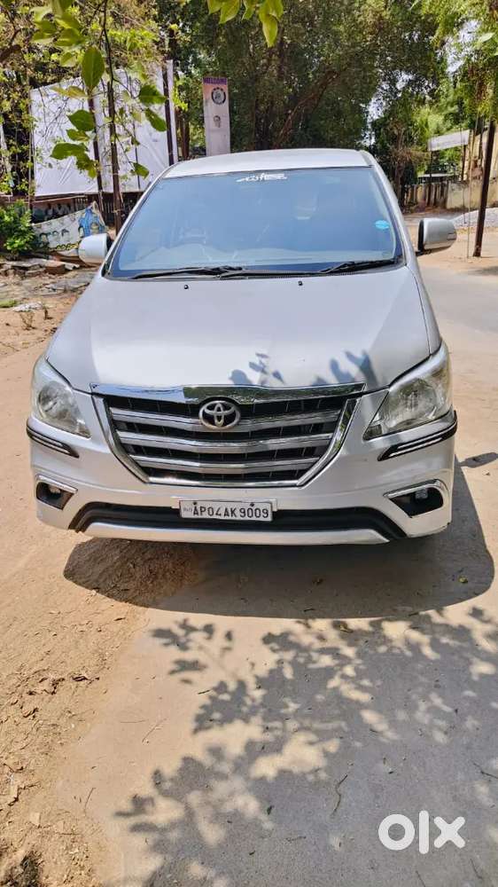 Toyota Innova 2.5 G2 2012 Diesel Manual