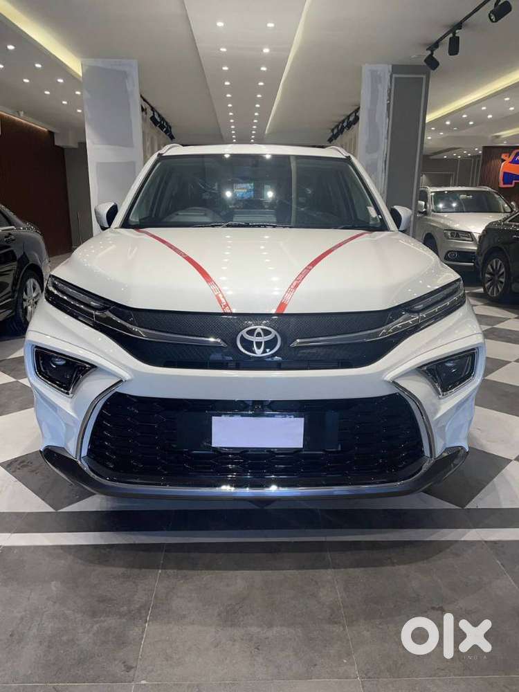 Toyota Urban Cruiser Hyryder 1.5 V Hybrid, 2025, Petrol