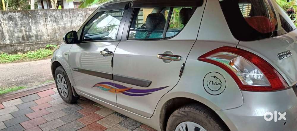 Maruti Suzuki Swift Vxi + Manual, 2015, Petrol