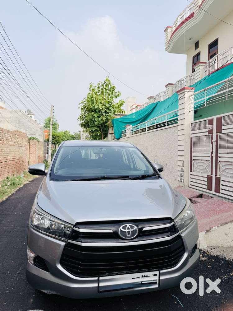 Toyota Innova Crysta 2018 G Manual Pb03